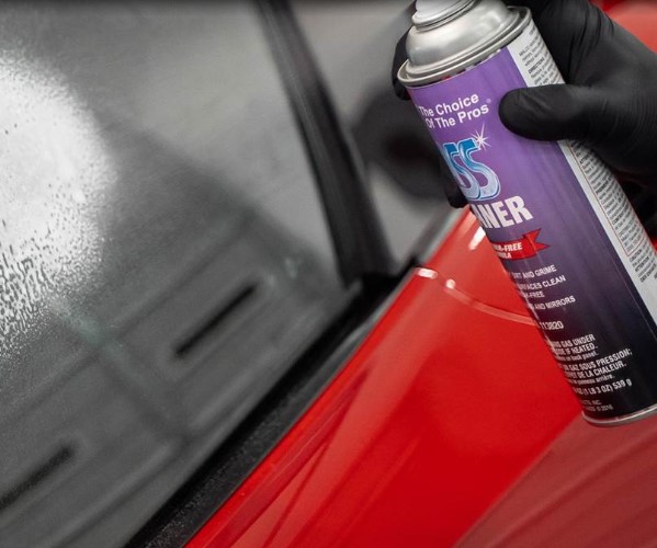 Dung dịch vệ sinh kính